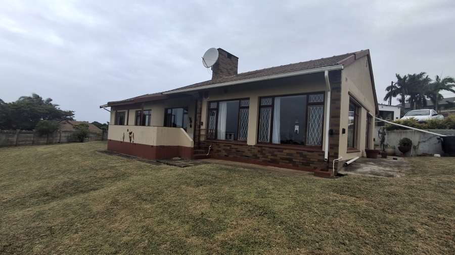 3 Bedroom Property for Sale in Uvongo KwaZulu-Natal