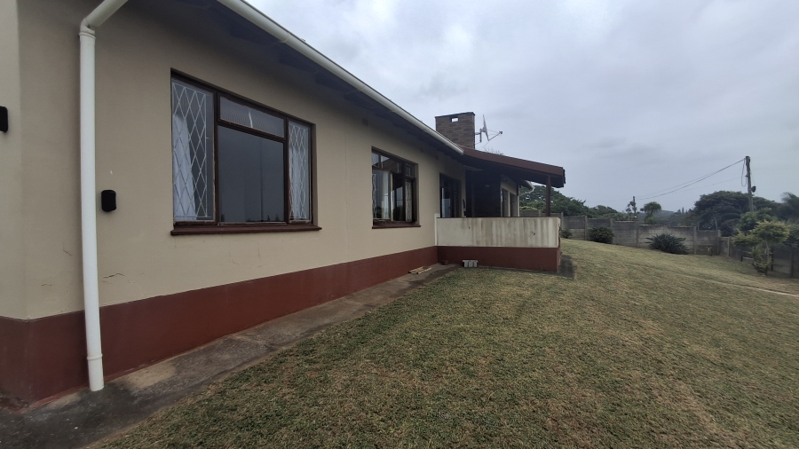 3 Bedroom Property for Sale in Uvongo KwaZulu-Natal