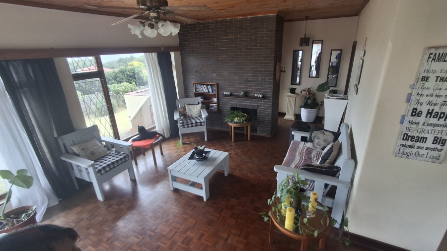 3 Bedroom Property for Sale in Uvongo KwaZulu-Natal
