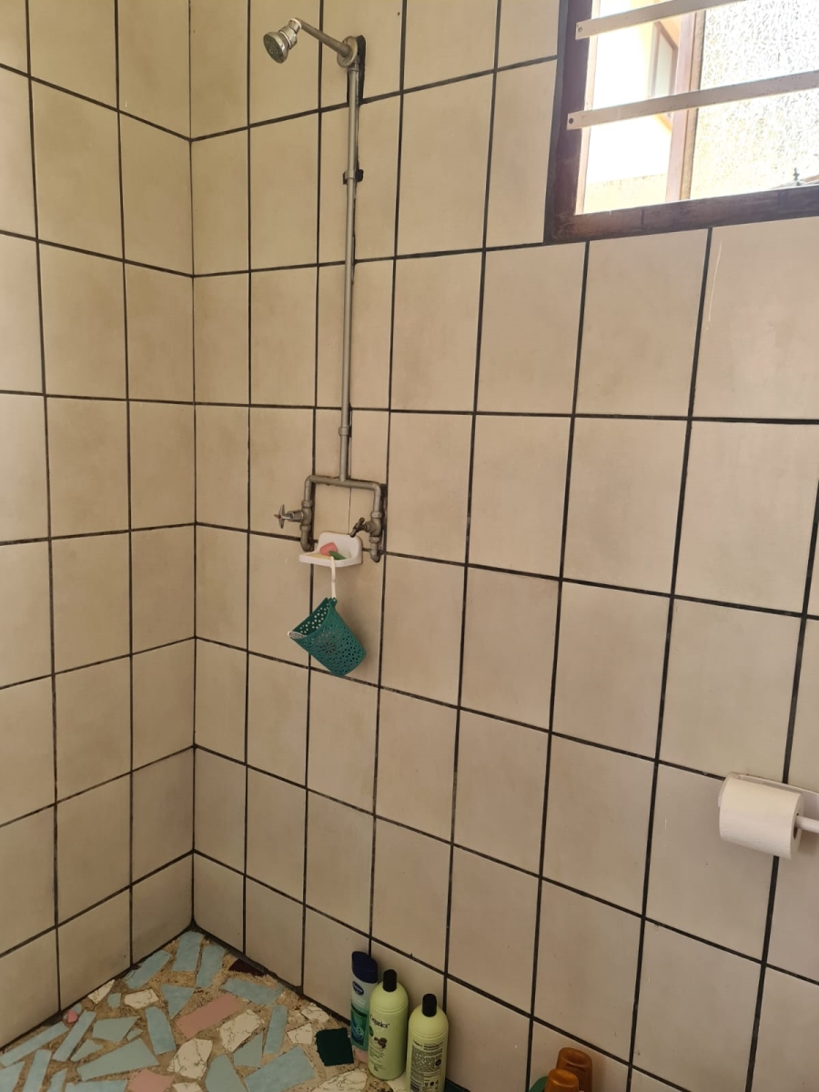 3 Bedroom Property for Sale in Uvongo KwaZulu-Natal