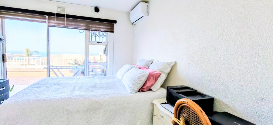 3 Bedroom Property for Sale in Newsel Beach KwaZulu-Natal