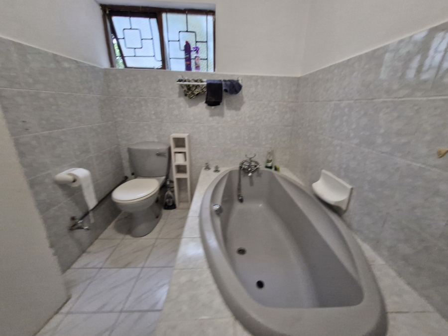 To Let 3 Bedroom Property for Rent in Dawncliffe KwaZulu-Natal