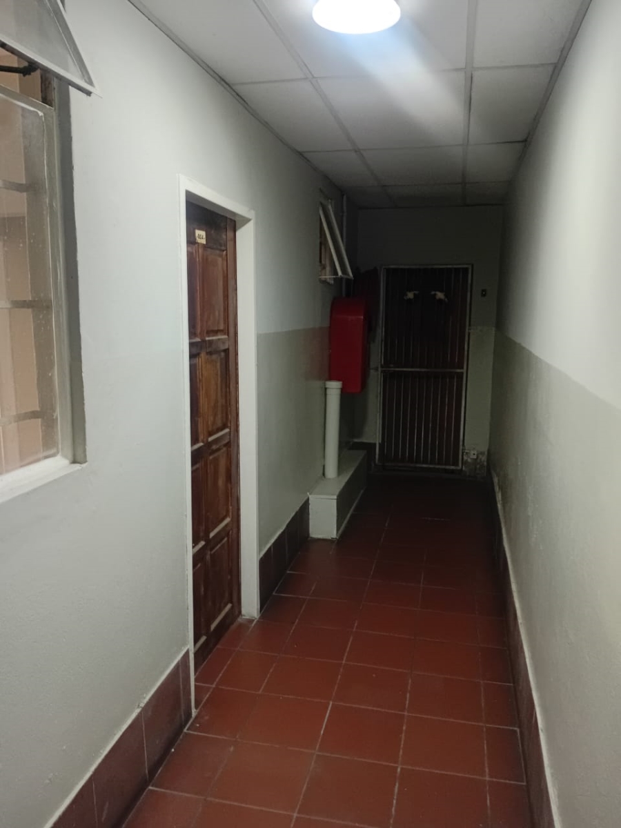 1 Bedroom Property for Sale in Durban Central KwaZulu-Natal