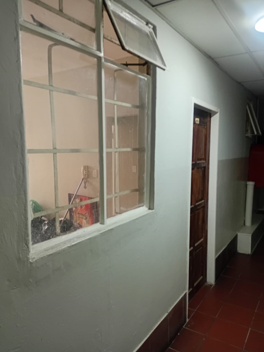 1 Bedroom Property for Sale in Durban Central KwaZulu-Natal