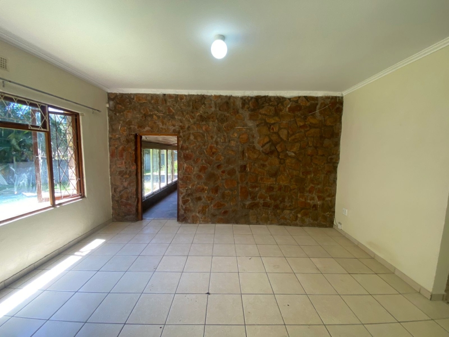 To Let 3 Bedroom Property for Rent in Waterfall KwaZulu-Natal