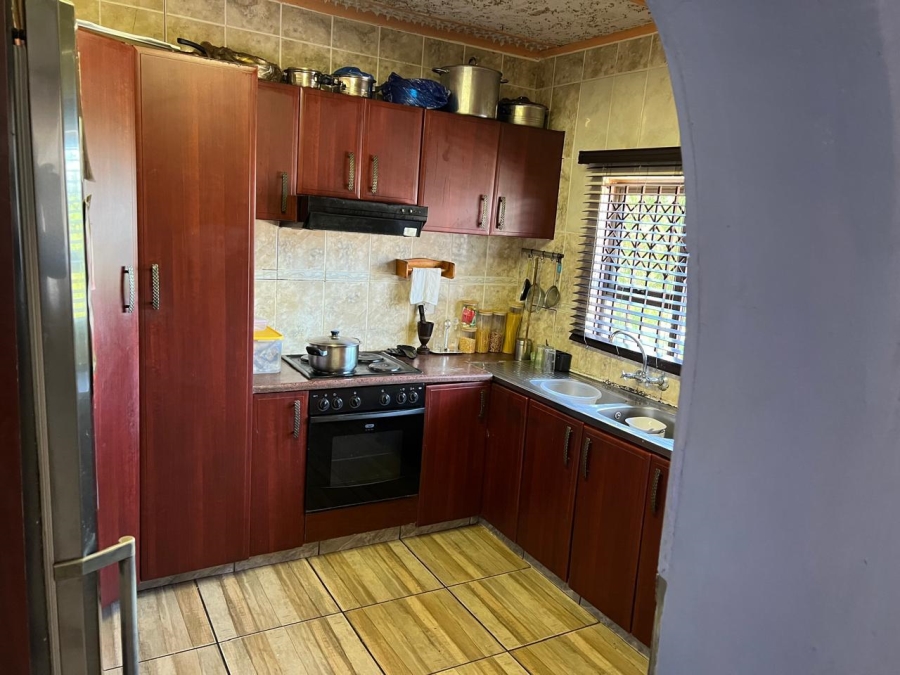 3 Bedroom Property for Sale in Motalabad KwaZulu-Natal