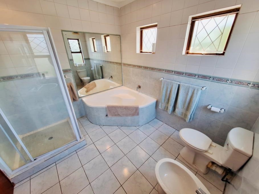 5 Bedroom Property for Sale in Westville Central KwaZulu-Natal