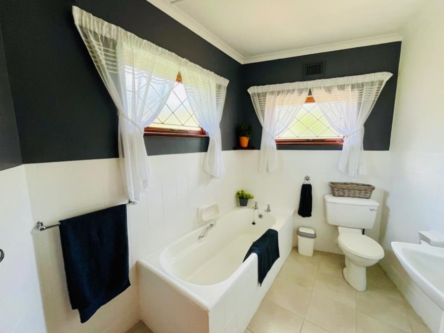 5 Bedroom Property for Sale in Westville Central KwaZulu-Natal