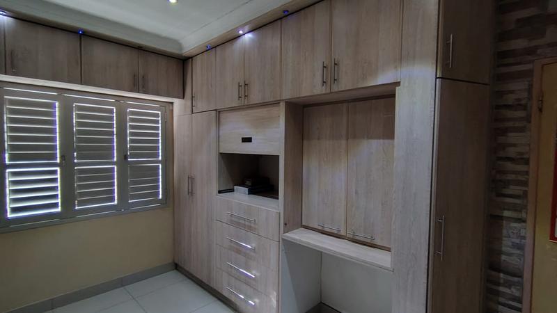 To Let 3 Bedroom Property for Rent in Hillary KwaZulu-Natal