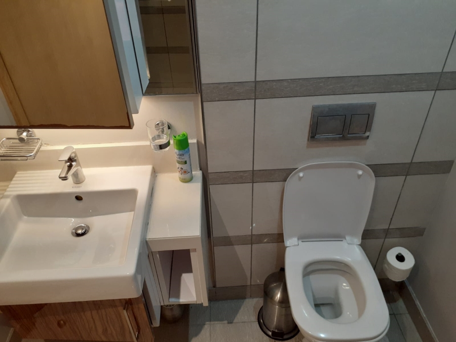 2 Bedroom Property for Sale in Umhlanga KwaZulu-Natal