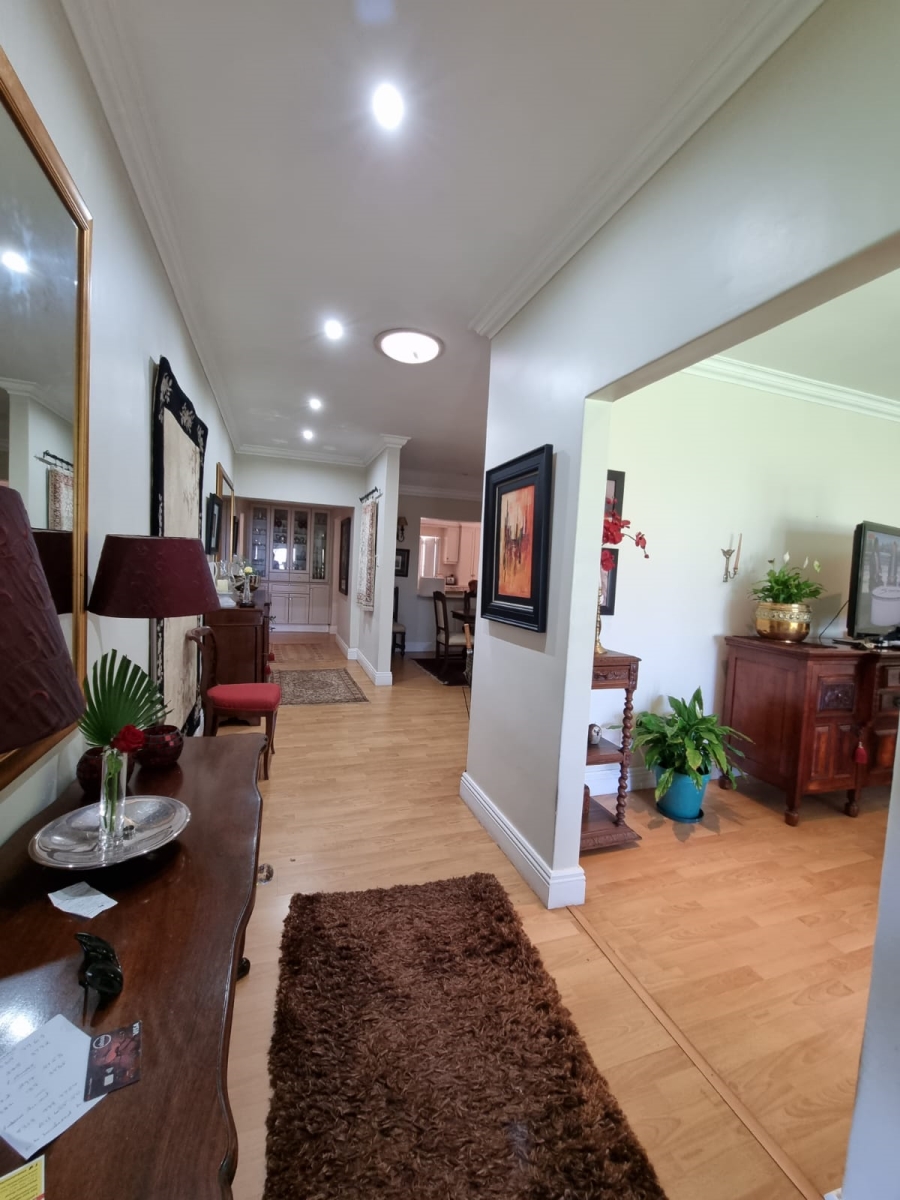 To Let 4 Bedroom Property for Rent in Winston Park KwaZulu-Natal