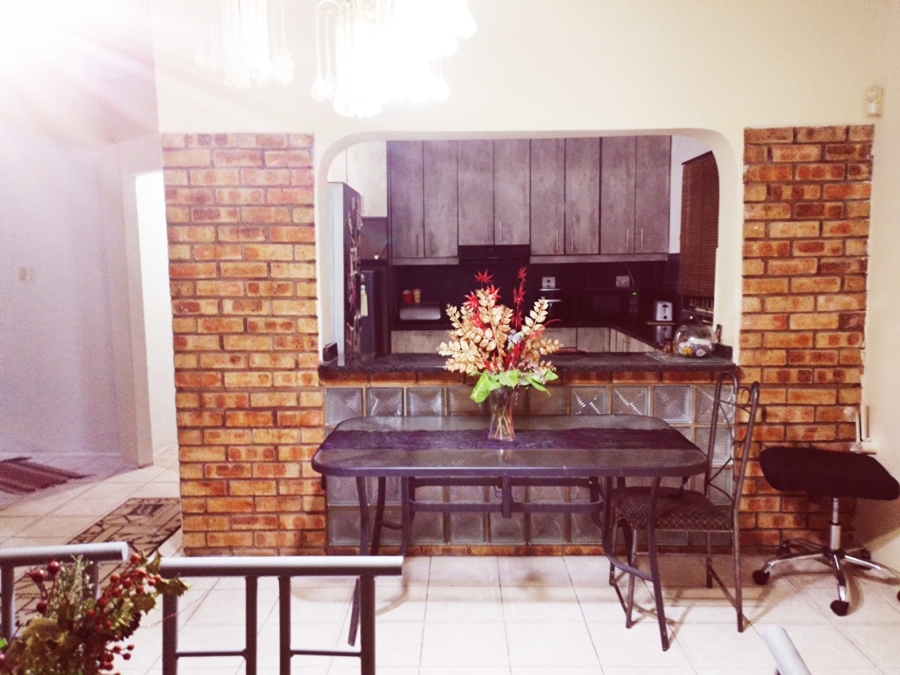 3 Bedroom Property for Sale in Ottawa KwaZulu-Natal