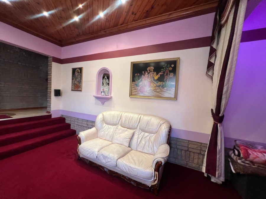 4 Bedroom Property for Sale in Regency Park KwaZulu-Natal