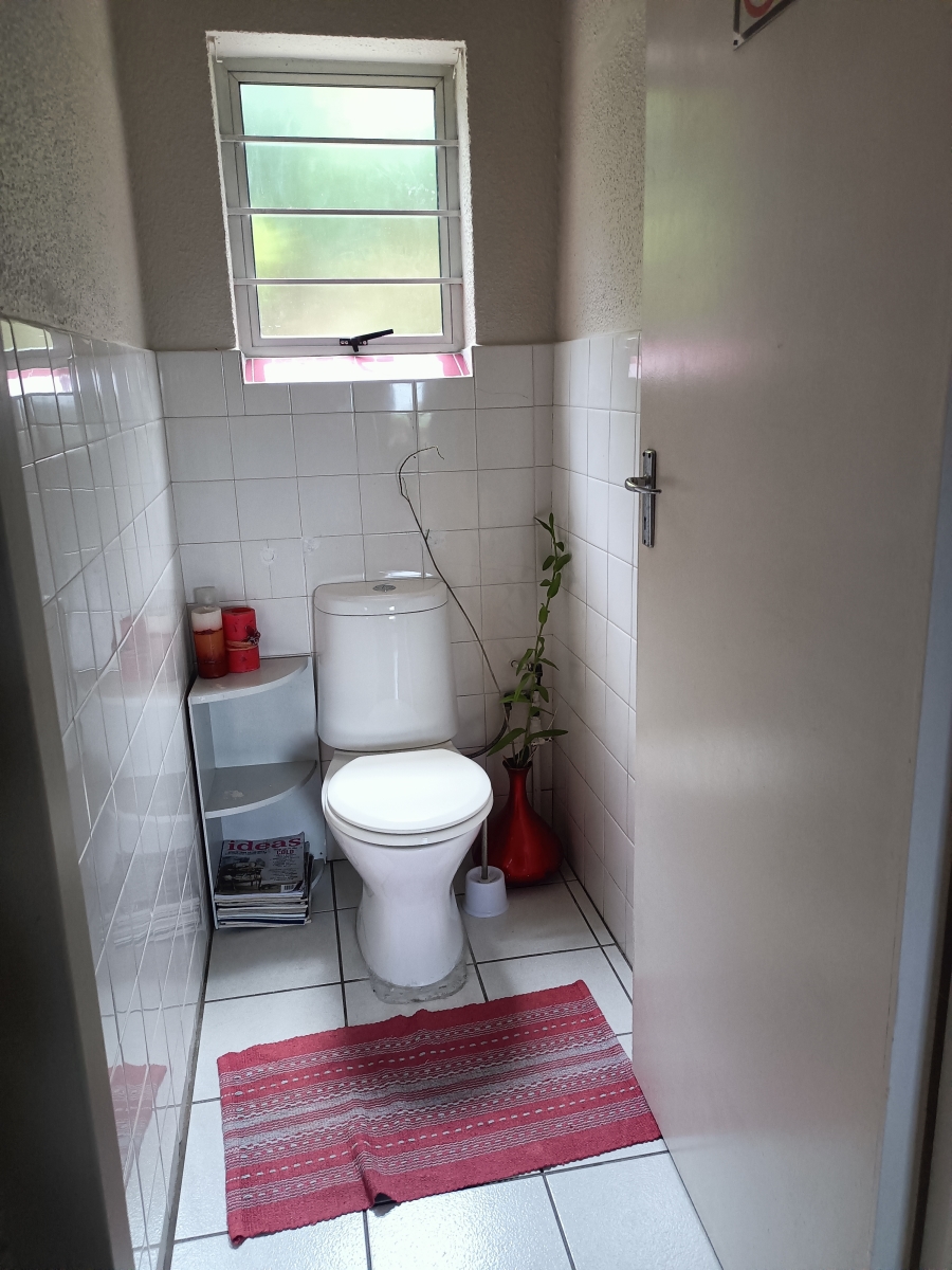 3 Bedroom Property for Sale in Amanzimtoti KwaZulu-Natal