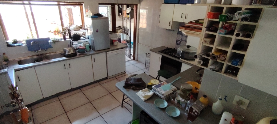 3 Bedroom Property for Sale in Uvongo KwaZulu-Natal