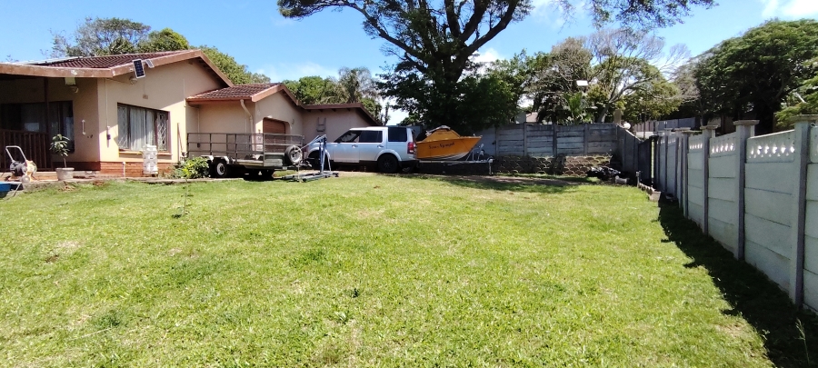 3 Bedroom Property for Sale in Uvongo KwaZulu-Natal