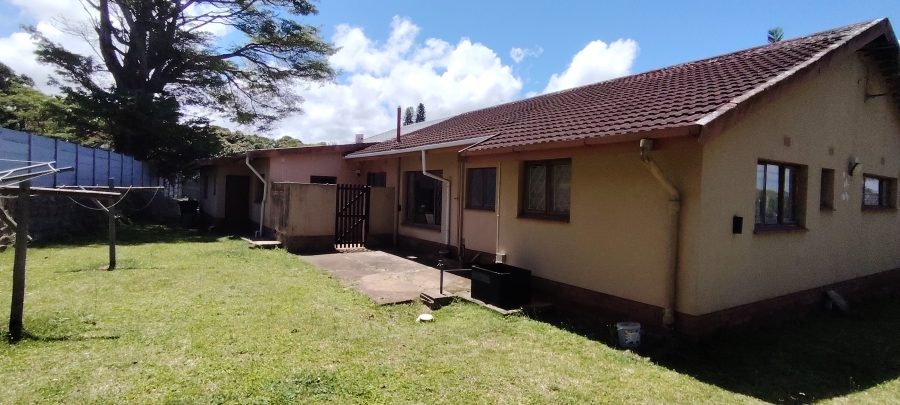 3 Bedroom Property for Sale in Uvongo KwaZulu-Natal