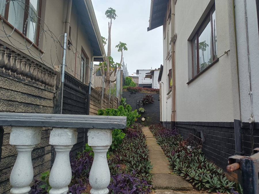 6 Bedroom Property for Sale in Sparks KwaZulu-Natal