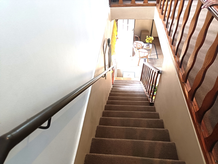 6 Bedroom Property for Sale in Sparks KwaZulu-Natal