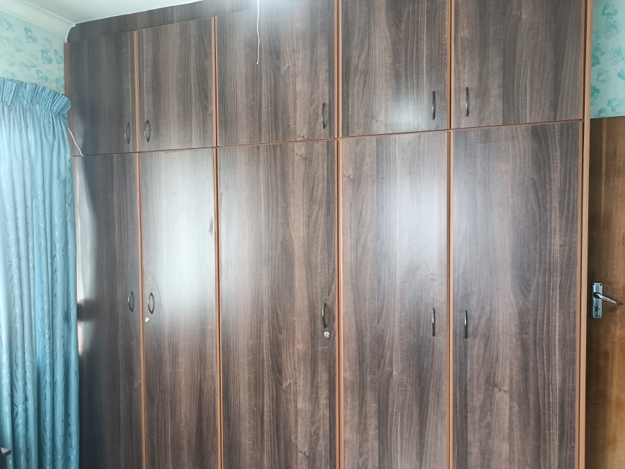 6 Bedroom Property for Sale in Sparks KwaZulu-Natal