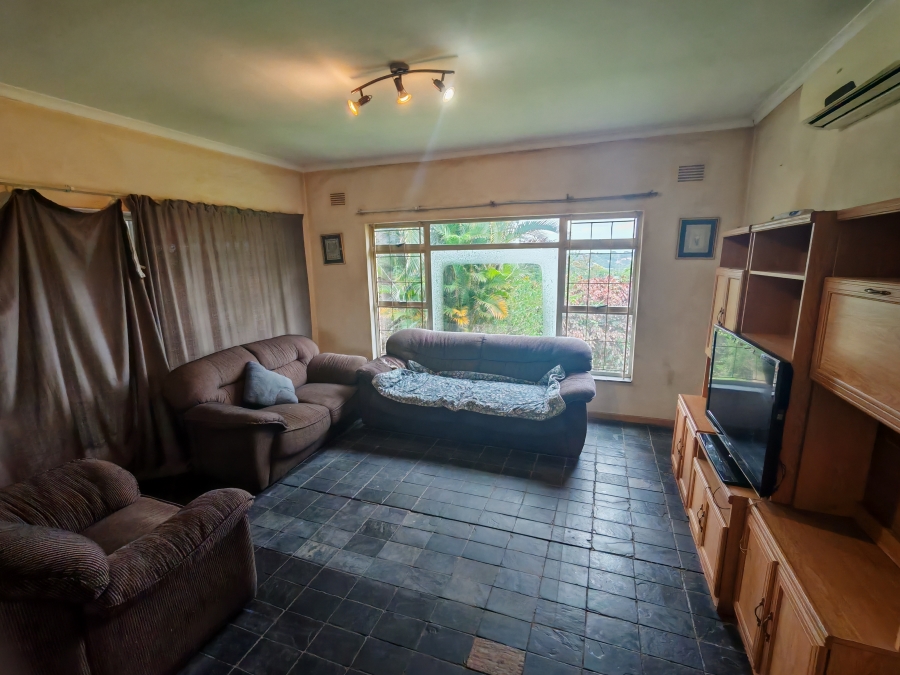 4 Bedroom Property for Sale in Cowies Hill KwaZulu-Natal