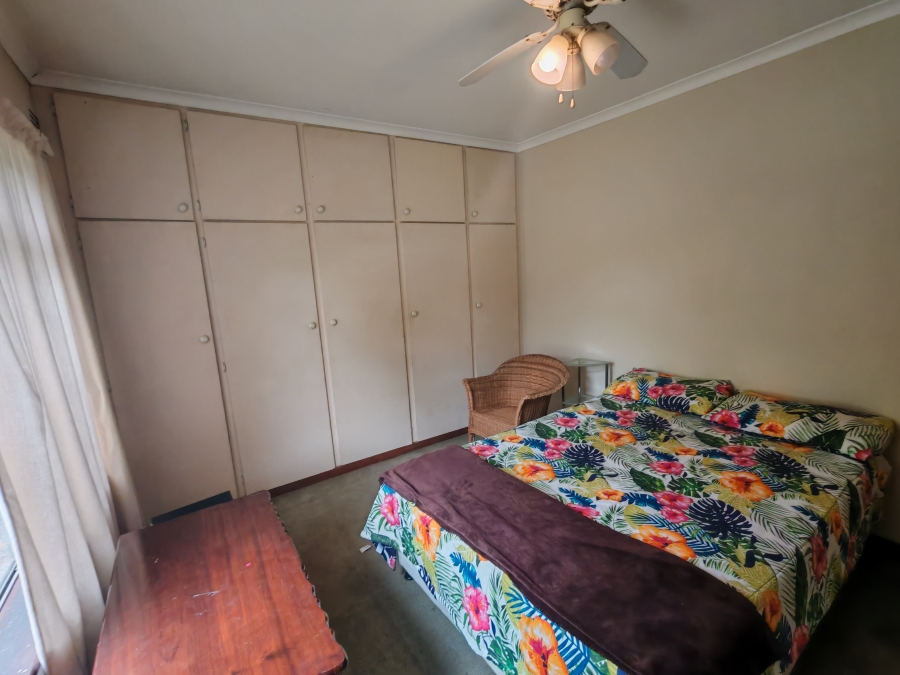 4 Bedroom Property for Sale in Cowies Hill KwaZulu-Natal