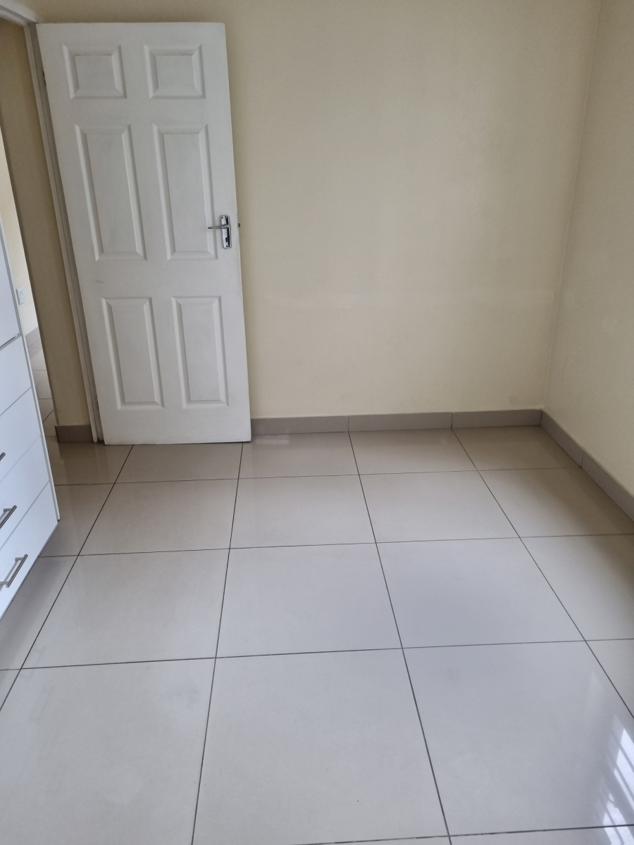 To Let 1 Bedroom Property for Rent in Glen Hills KwaZulu-Natal