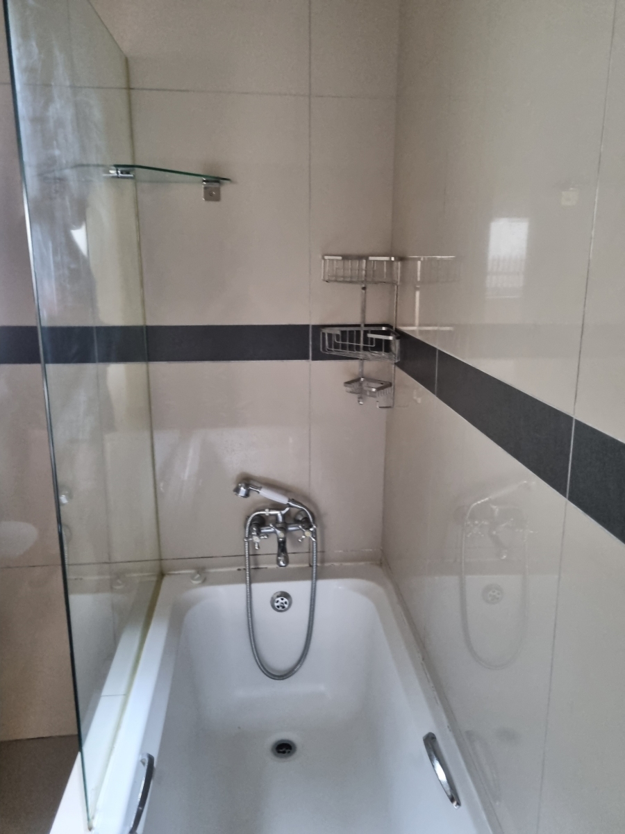 To Let 1 Bedroom Property for Rent in Glen Hills KwaZulu-Natal