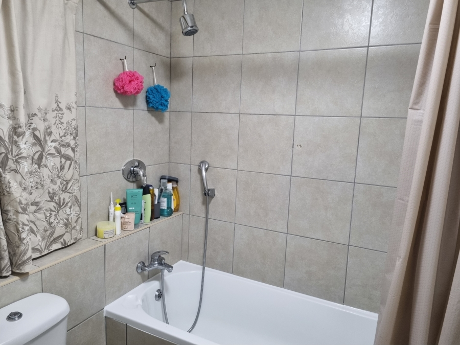 1 Bedroom Property for Sale in New Town Centre KwaZulu-Natal