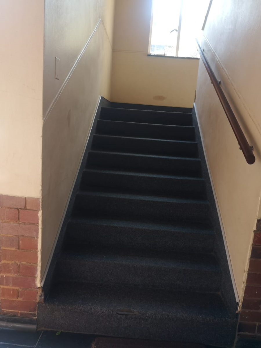 1 Bedroom Property for Sale in Glenwood KwaZulu-Natal