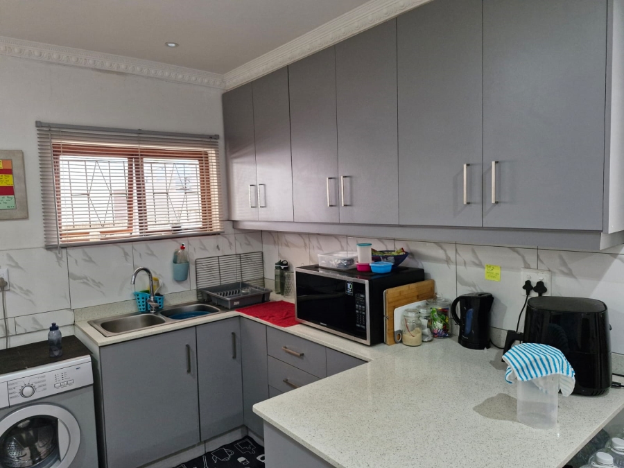 4 Bedroom Property for Sale in Malvern KwaZulu-Natal