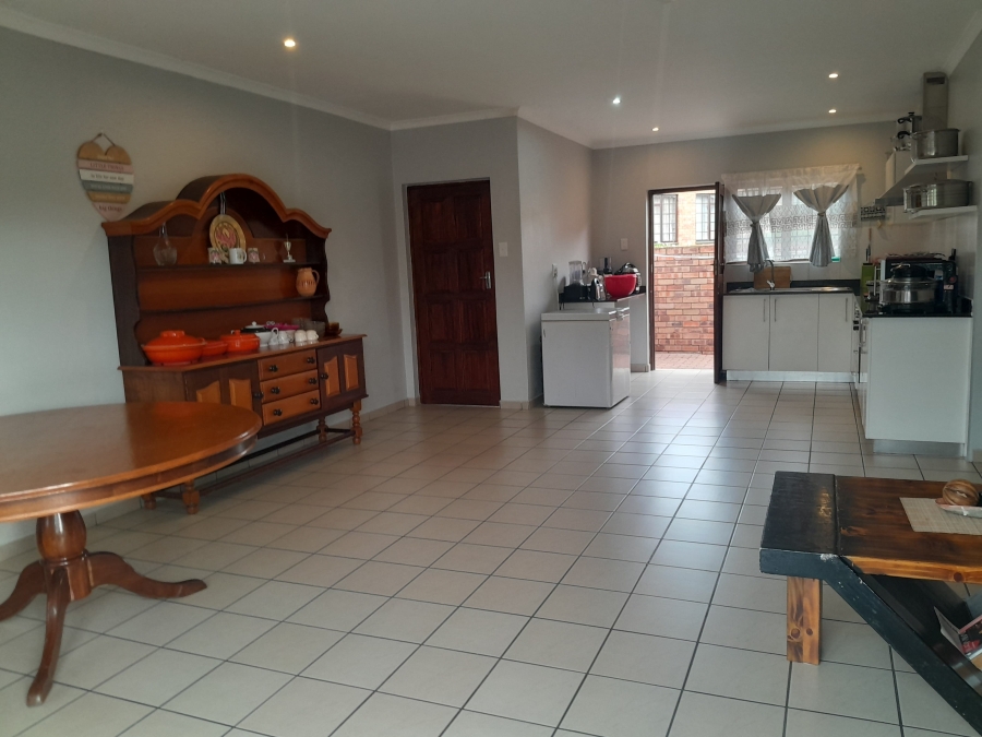 2 Bedroom Property for Sale in Margate KwaZulu-Natal