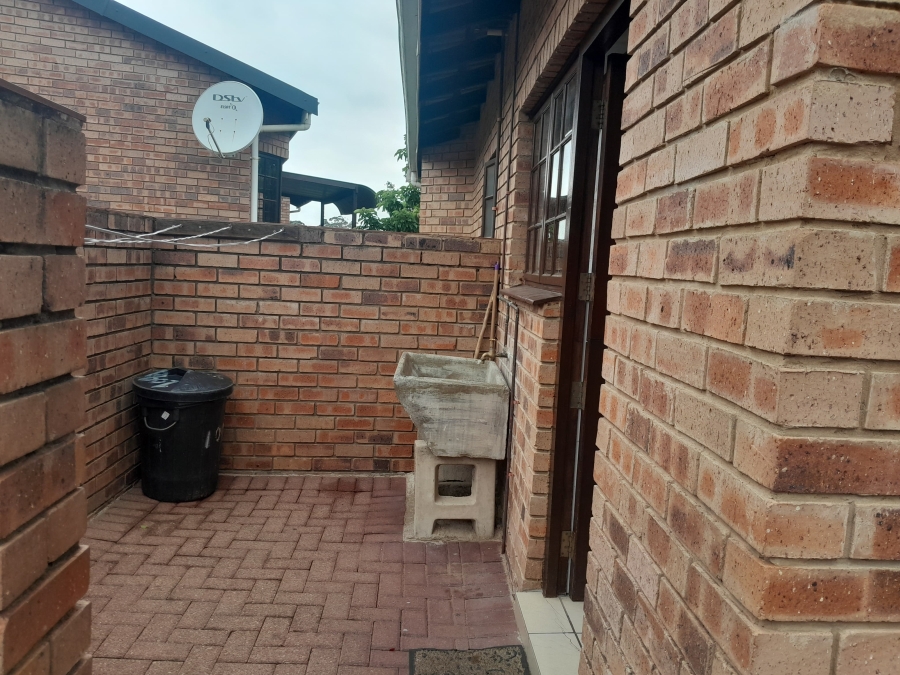 2 Bedroom Property for Sale in Margate KwaZulu-Natal