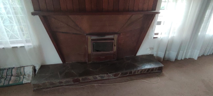 5 Bedroom Property for Sale in Uvongo KwaZulu-Natal