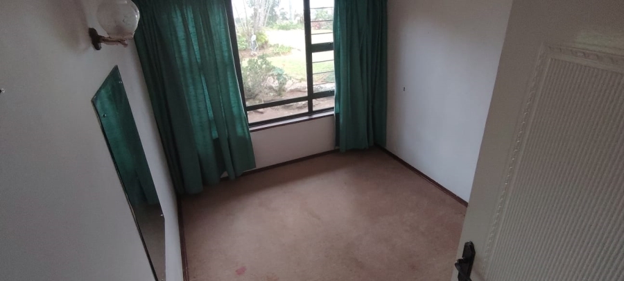 5 Bedroom Property for Sale in Uvongo KwaZulu-Natal