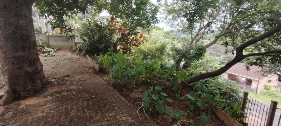 5 Bedroom Property for Sale in Uvongo KwaZulu-Natal