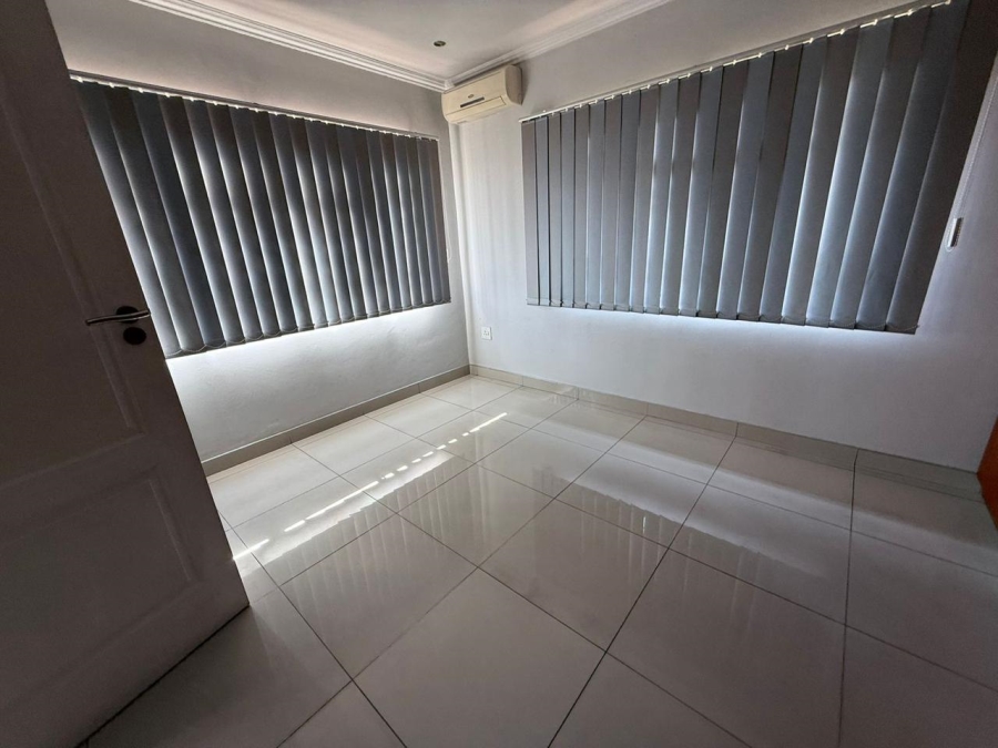 To Let 4 Bedroom Property for Rent in Bellair KwaZulu-Natal