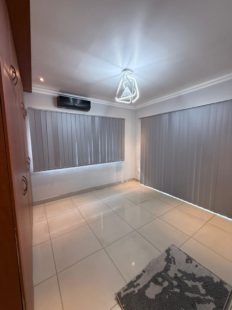 To Let 4 Bedroom Property for Rent in Bellair KwaZulu-Natal