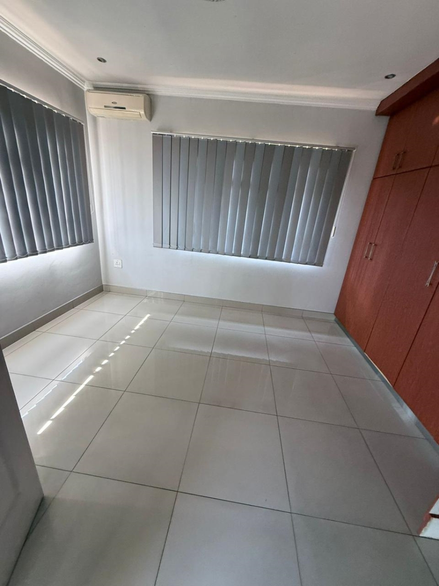 To Let 4 Bedroom Property for Rent in Bellair KwaZulu-Natal