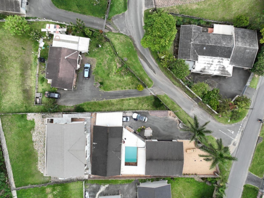 To Let 4 Bedroom Property for Rent in Bellair KwaZulu-Natal