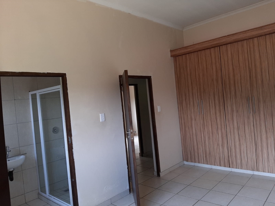 3 Bedroom Property for Sale in Reservoir Hills KwaZulu-Natal