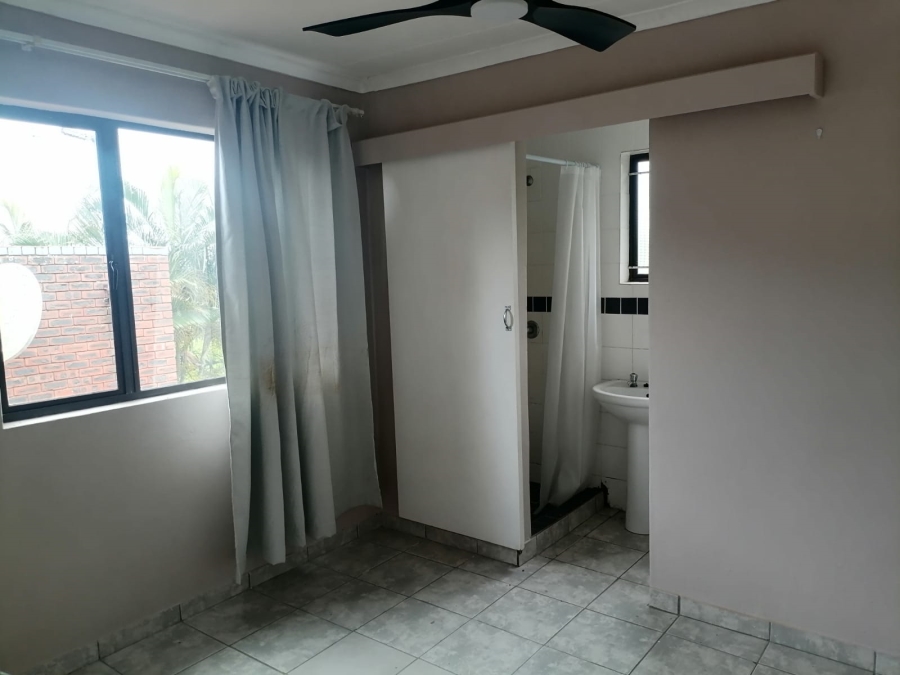 To Let 1 Bedroom Property for Rent in St Winifreds KwaZulu-Natal