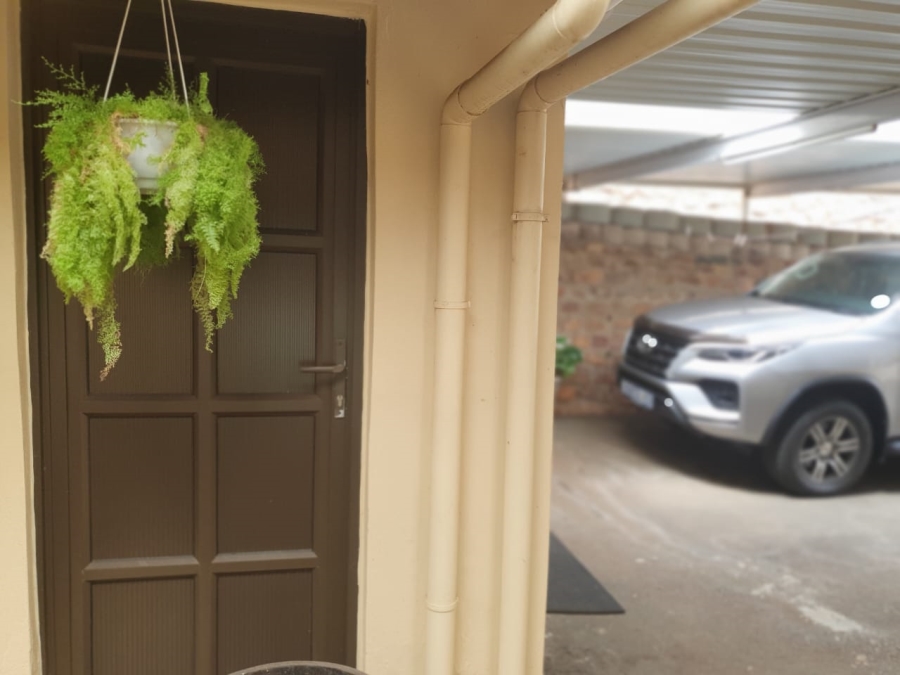 4 Bedroom Property for Sale in Amanzimtoti KwaZulu-Natal