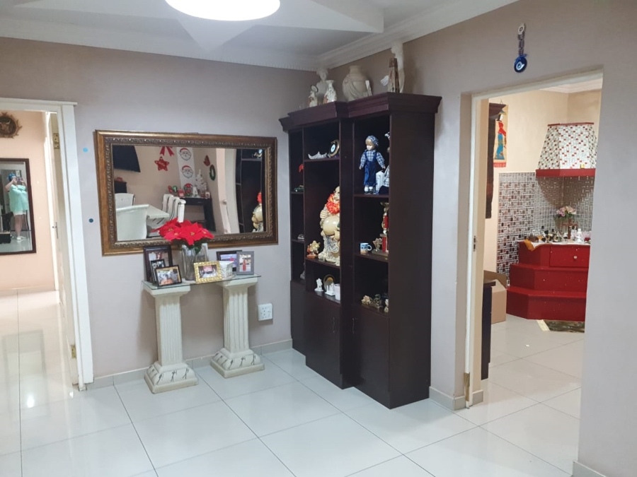 4 Bedroom Property for Sale in Amanzimtoti KwaZulu-Natal