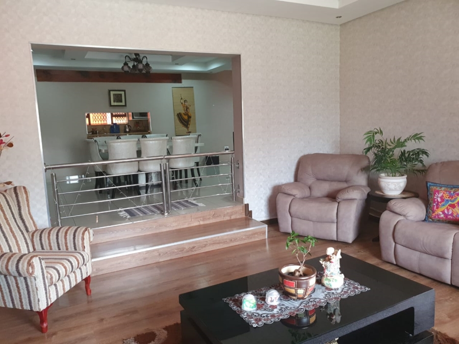 4 Bedroom Property for Sale in Amanzimtoti KwaZulu-Natal