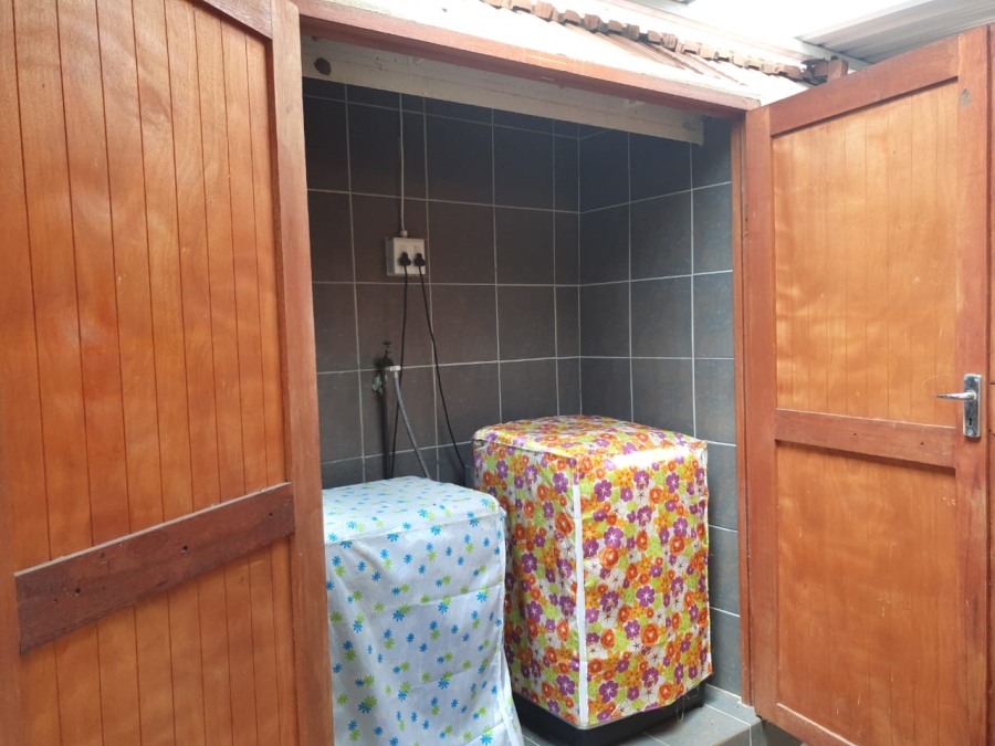 4 Bedroom Property for Sale in Amanzimtoti KwaZulu-Natal