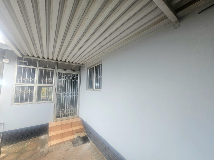 To Let 3 Bedroom Property for Rent in Fynnland KwaZulu-Natal