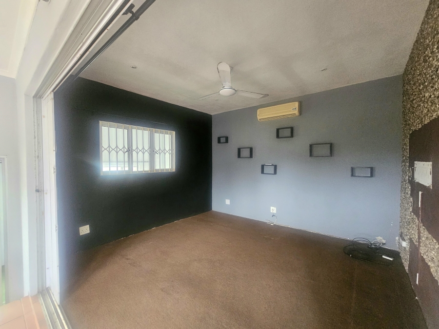 To Let 3 Bedroom Property for Rent in Fynnland KwaZulu-Natal