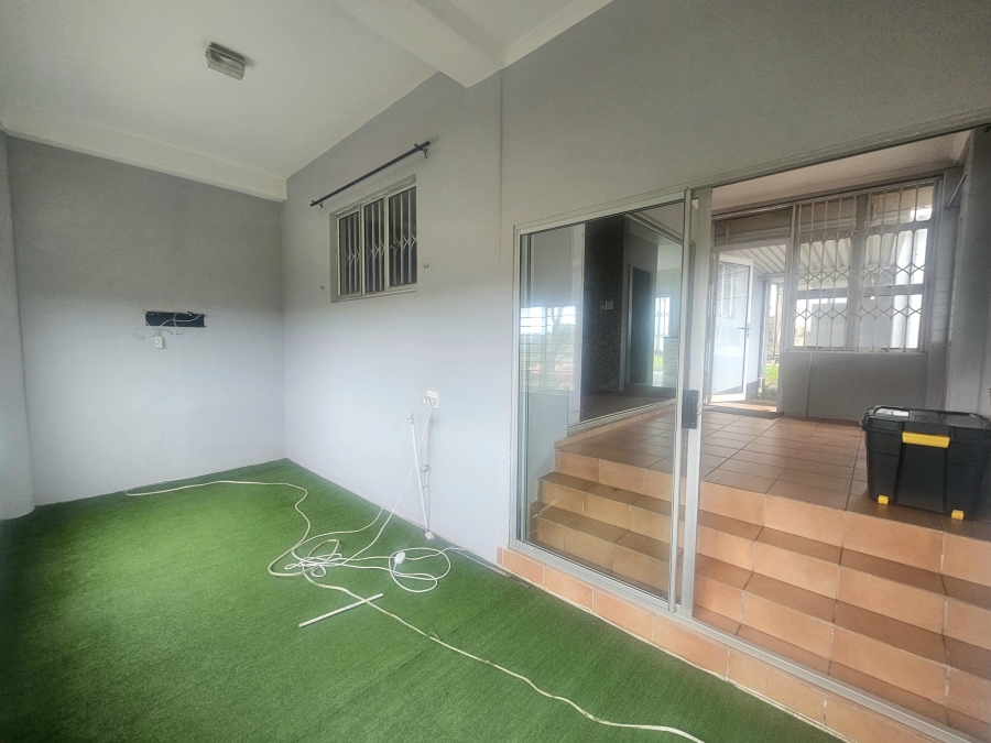 To Let 3 Bedroom Property for Rent in Fynnland KwaZulu-Natal