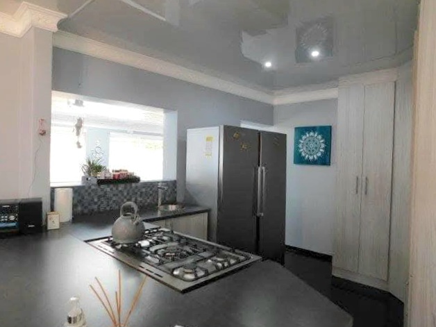 3 Bedroom Property for Sale in Ocean View KwaZulu-Natal